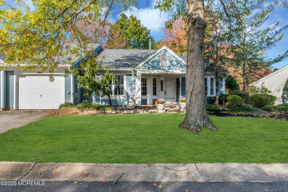 Property Slideshow image 1 of 45 | 1124b thornbury ln, Manchester, NJ, 08759