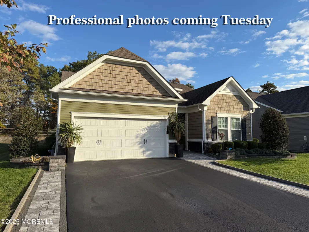 Property Slideshow image 1 of 4 | 28 addlestone ln, Manchester, NJ, 08759