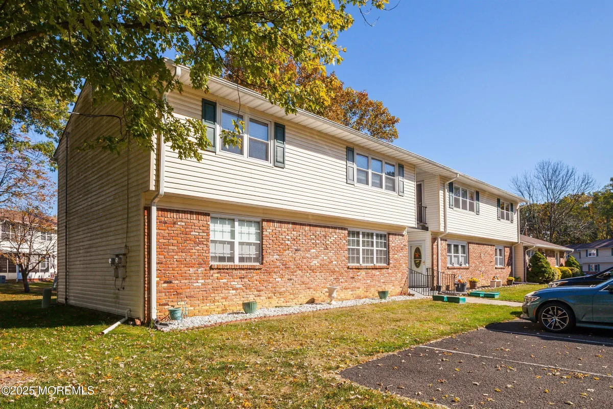 Property Slideshow image 1 of 21 | 56a galewood dr # 499, Matawan, NJ, 07747
