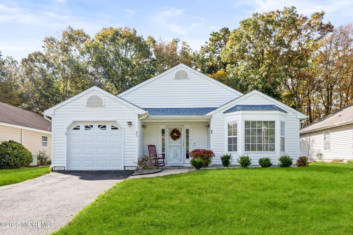 Property Slideshow image 1 of 21 | 65 sleepy hollow dr, Brick, NJ, 08724
