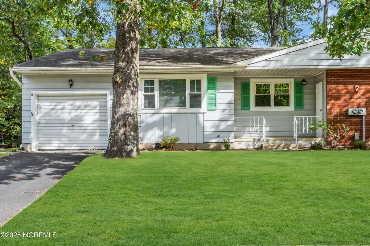 Property Slideshow image 1 of 53 | 7 roosevelt city rd b, Whiting, NJ, 08759