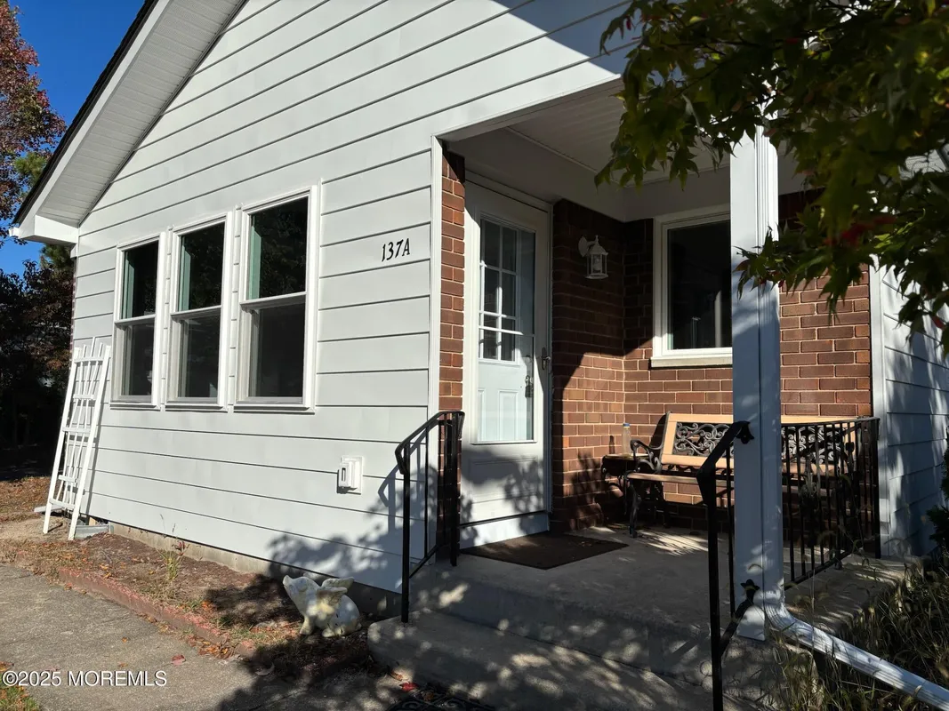 Property Slideshow image 1 of 24 | 137 hudson pkwy a, Whiting, NJ, 08759