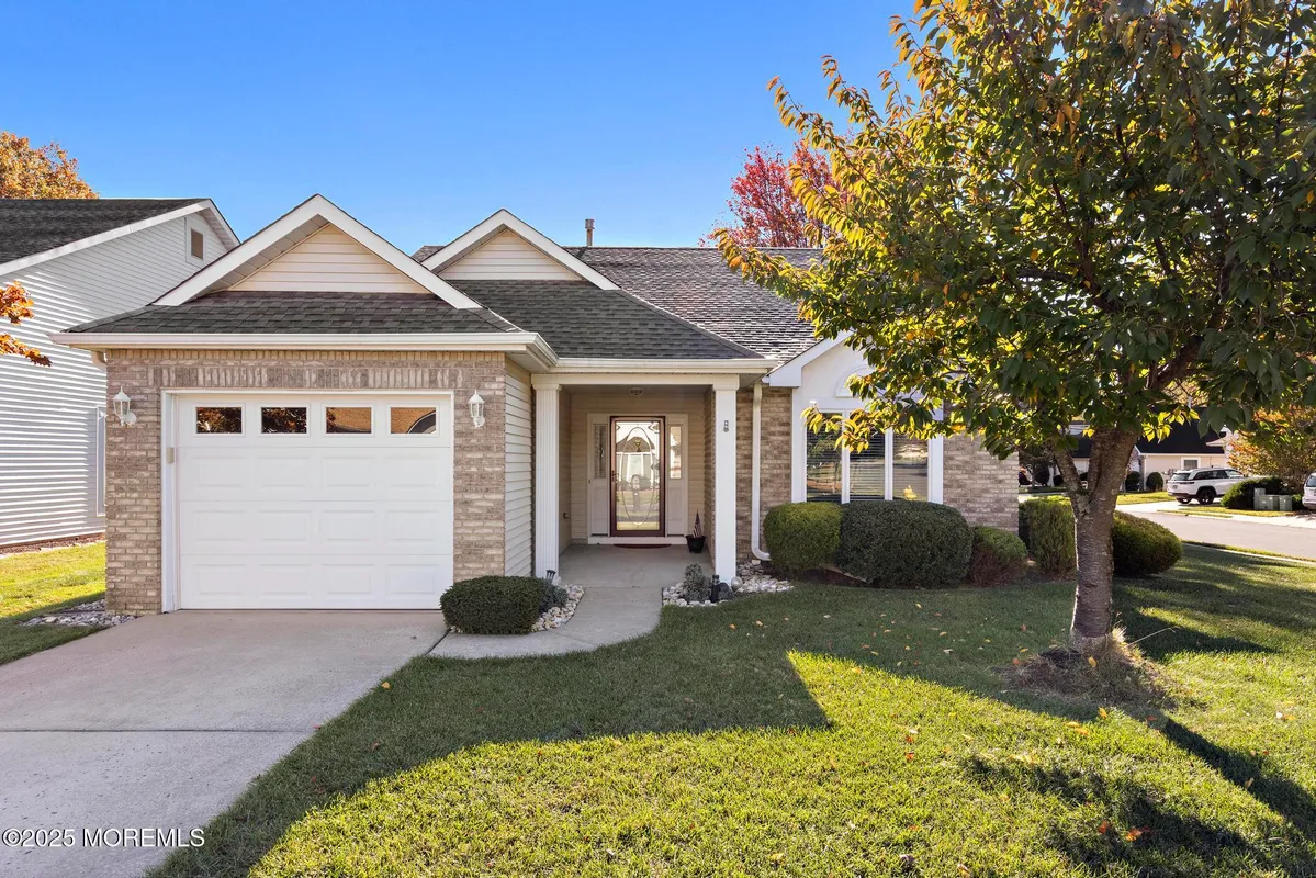 Property Slideshow image 1 of 49 | 2271 tomera pl, Toms River, NJ, 08755