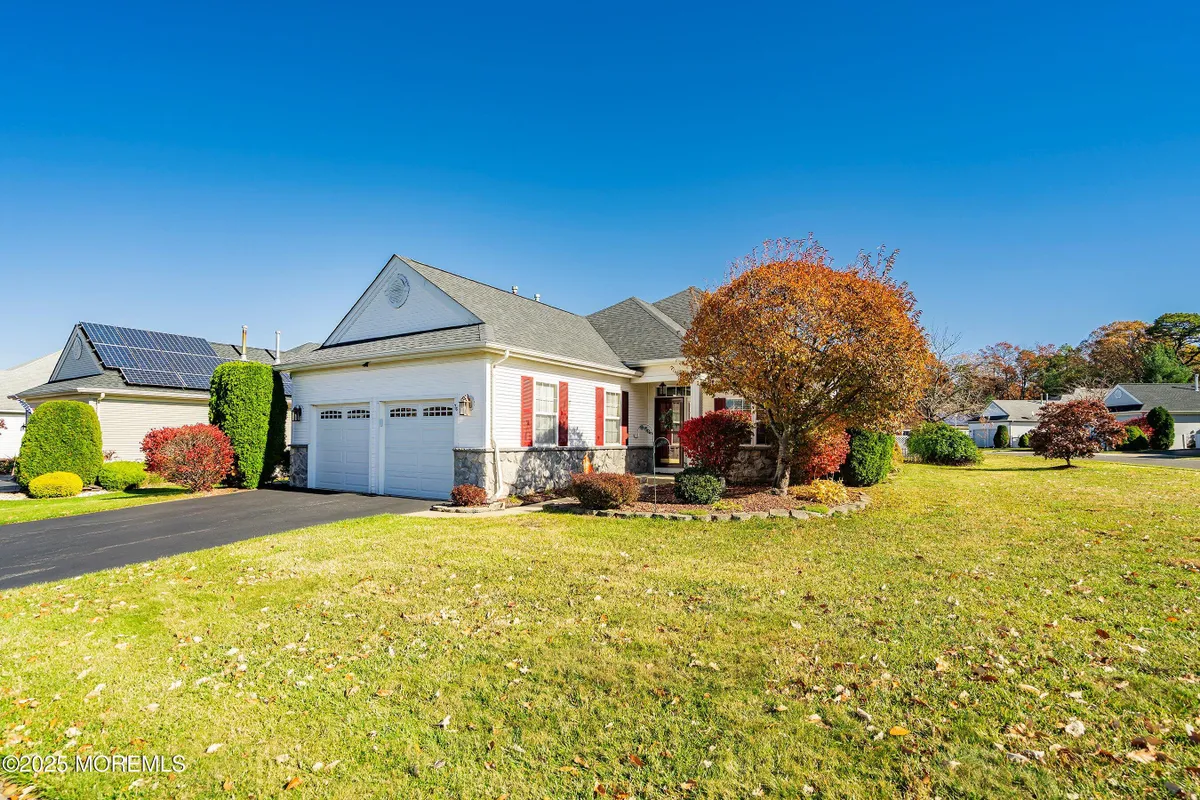 Property Slideshow image 1 of 53 | 76 eleanor rd, Manchester, NJ, 08759