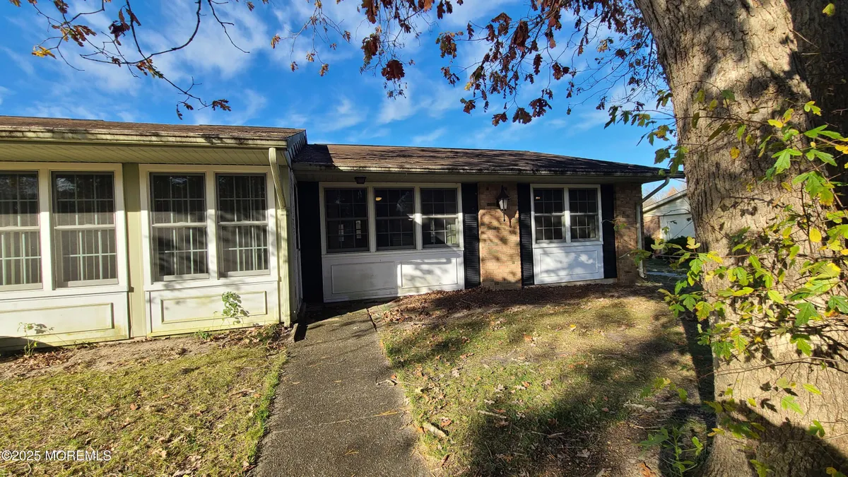 Property Slideshow image 1 of 13 | 51d edinburgh ln, Manchester, NJ, 08759