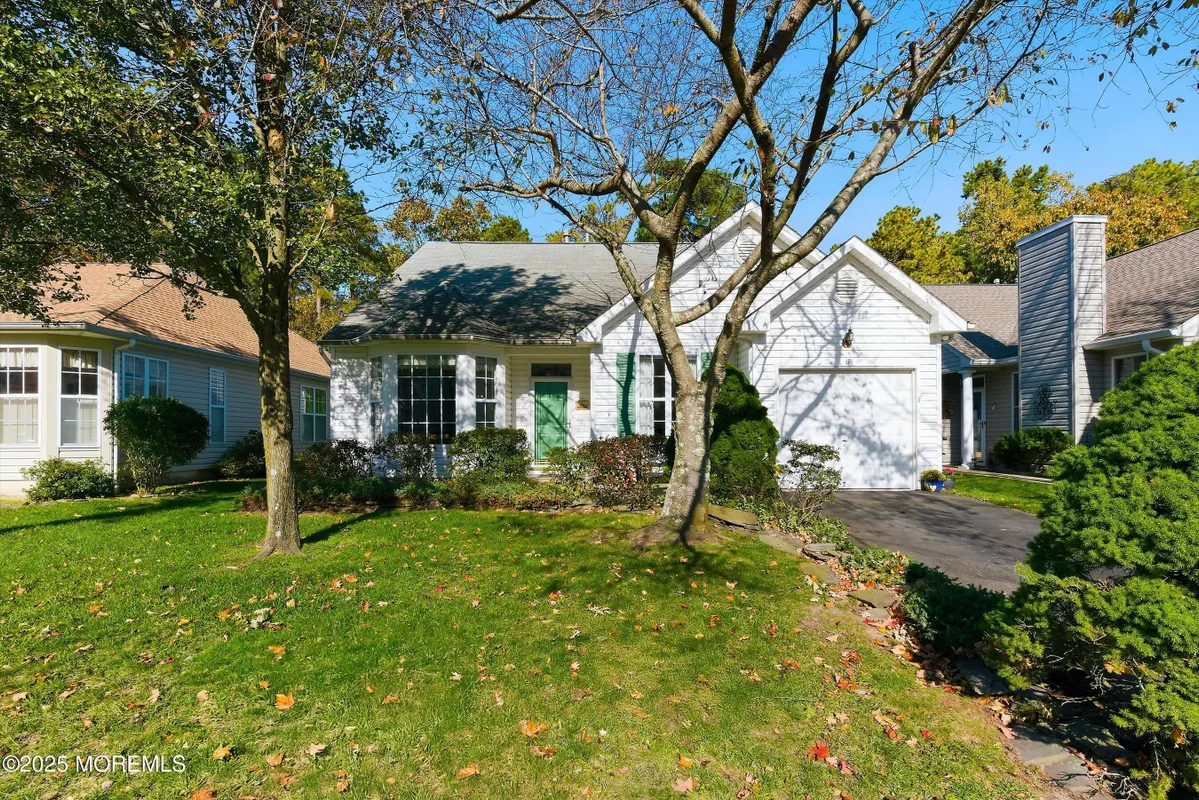 Property Slideshow image 1 of 52 | 17 cedar village blvd, Brick, NJ, 08724