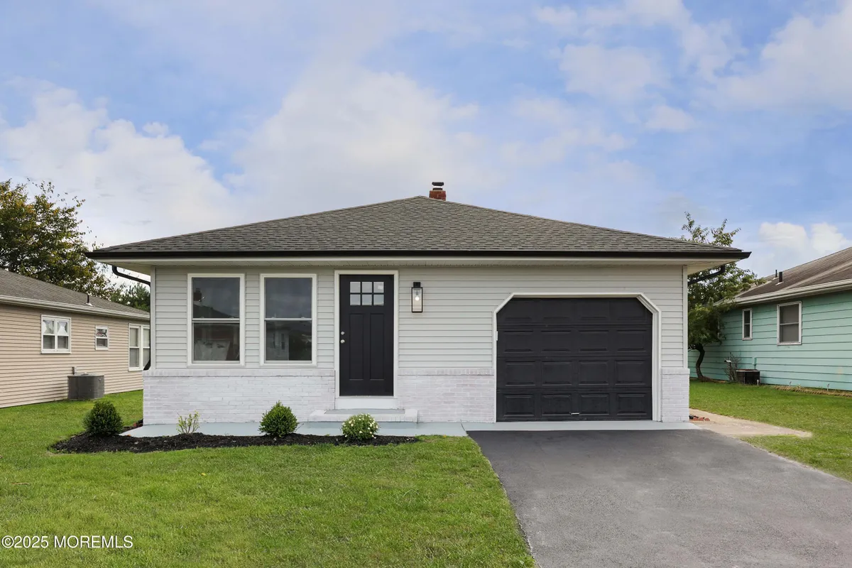 Property Slideshow image 1 of 33 | 48 harrington dr, Toms River, NJ, 08757