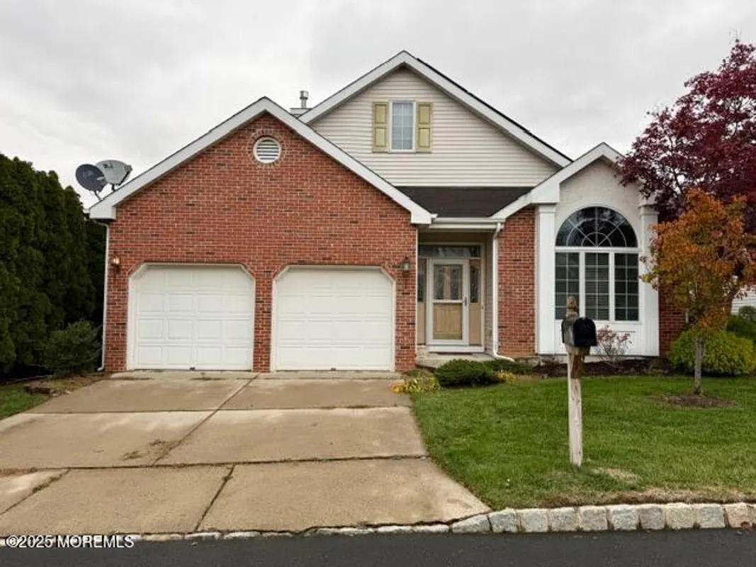 Property Slideshow image 1 of 18 | 2 london dr, Monroe, NJ, 08831