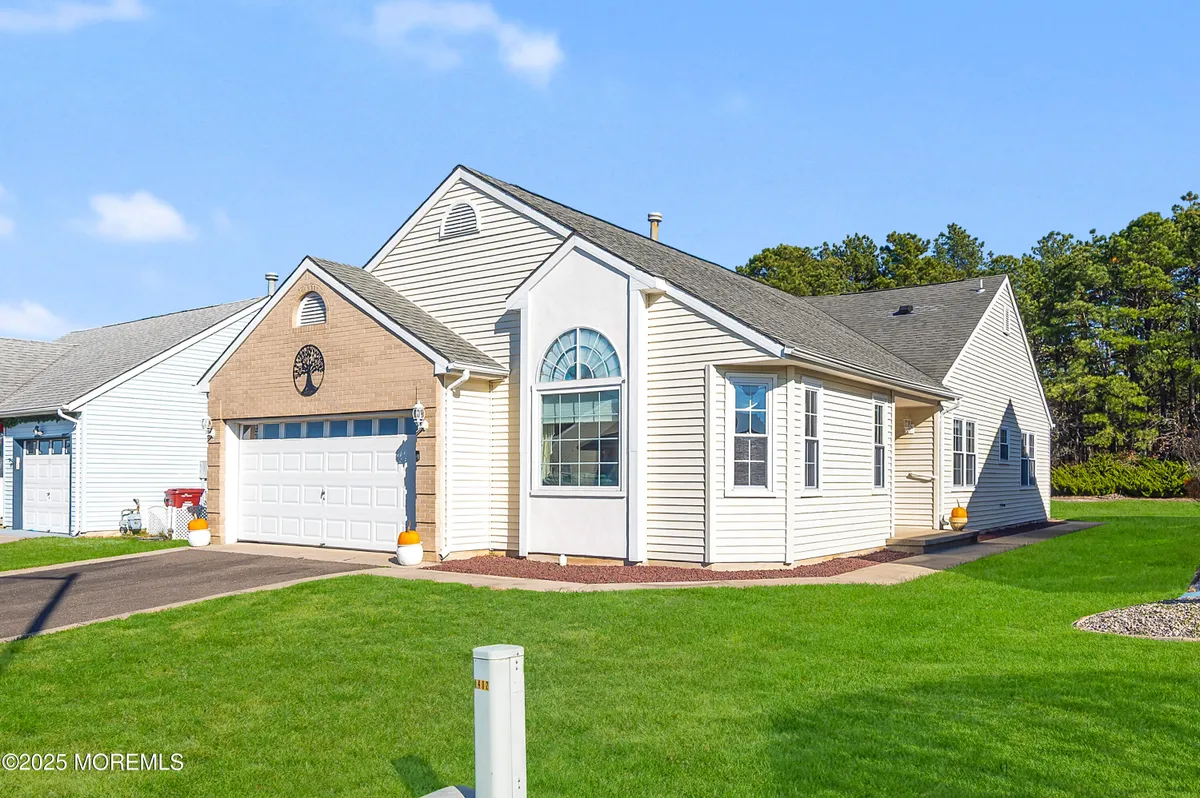 Property Slideshow image 1 of 30 | 51 narberth way, Toms River, NJ, 08757