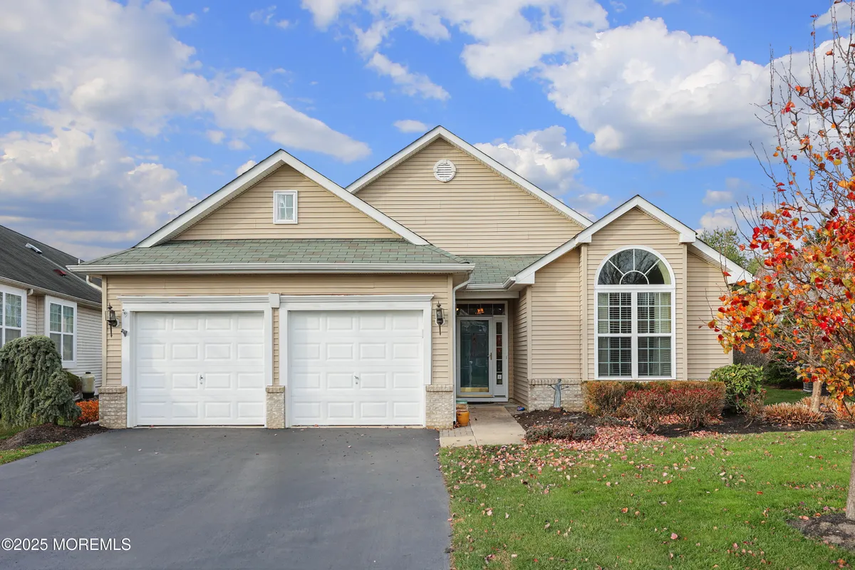 Property Slideshow image 1 of 28 | 707 michael ct, Lakewood, NJ, 08701