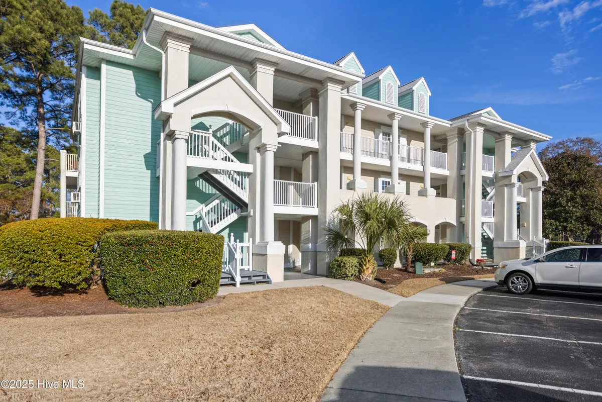 Property Slideshow image 1 of 56 | 330 s middleton dr 1001, Calabash, NC, 28467