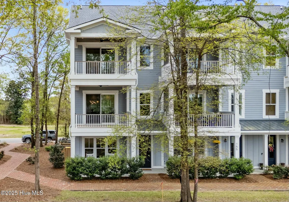 Property Slideshow image 1 of 81 | 157 betties pl, Castle Hayne, NC, 28429