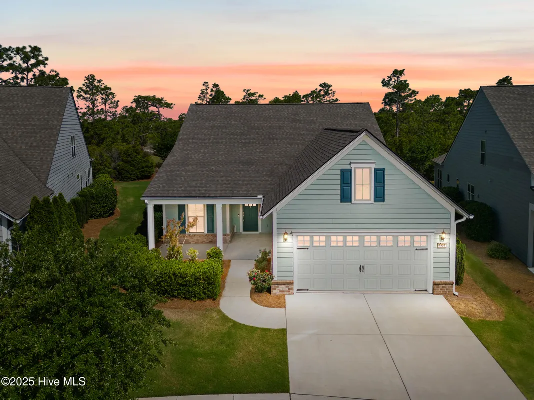 Property Slideshow image 1 of 44 | 3524 laughing gull ter, Wilmington, NC, 28412