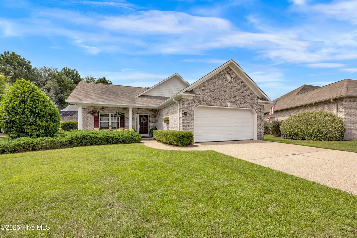 Property Slideshow image 1 of 72 | 1109 wilwood ct, Leland, NC, 28451