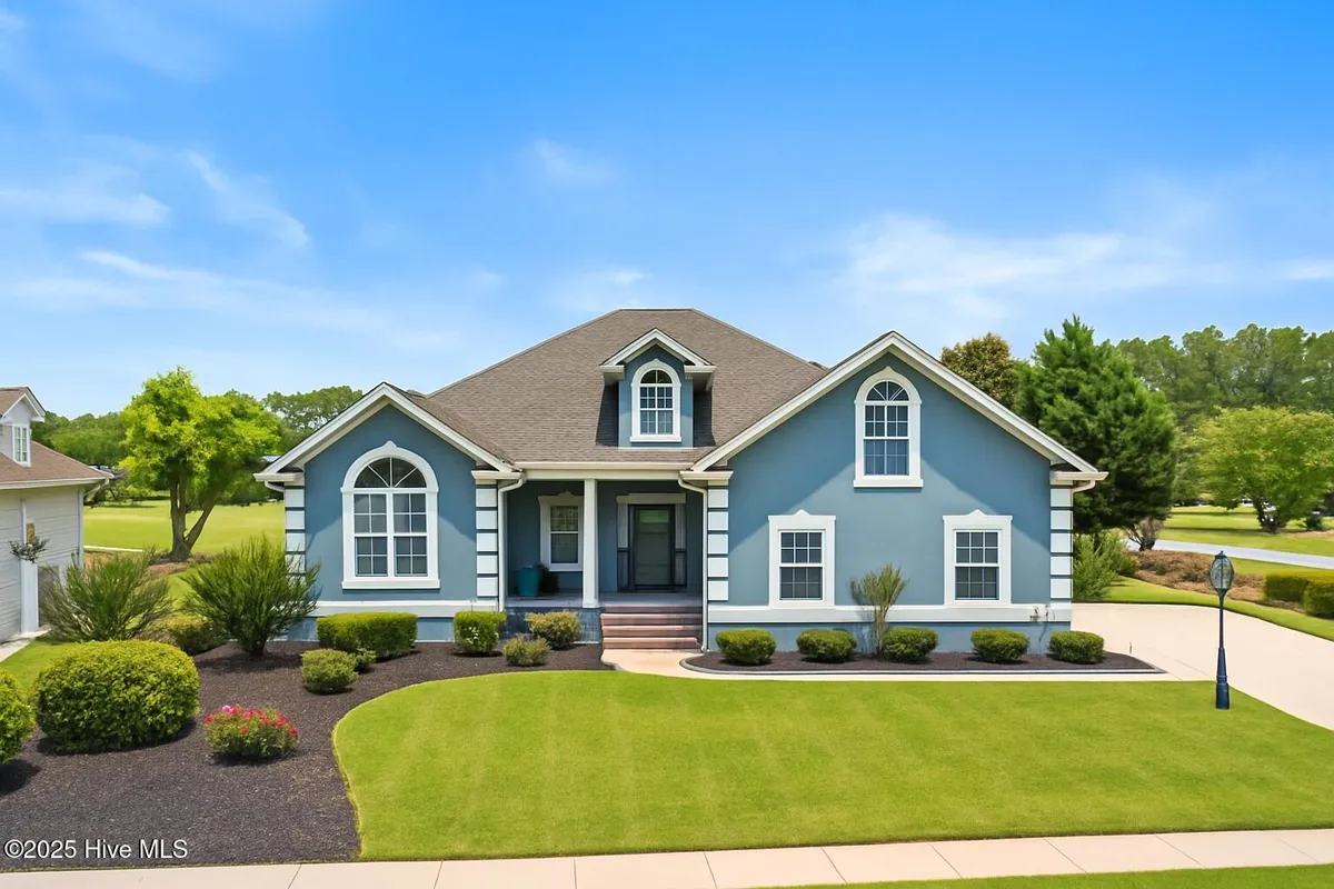 Property Slideshow image 1 of 72 | 1096 rutledge ct, Calabash, NC, 28467