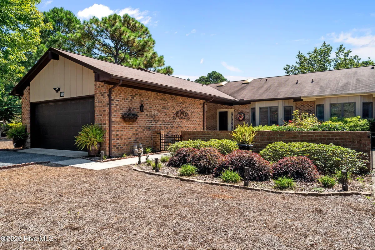 Property Slideshow image 1 of 45 | 705 burlwood dr, Southern Pines, NC, 28387