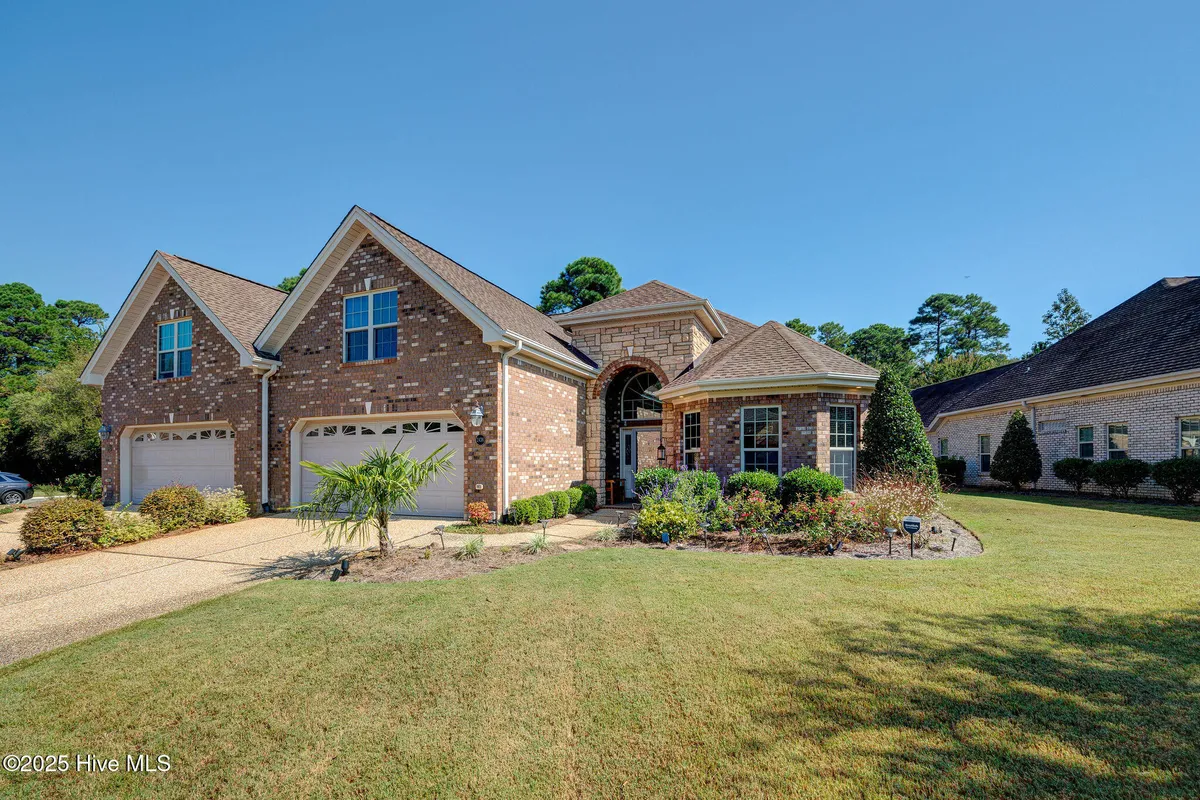 Property Slideshow image 1 of 85 | 2438 w oak bridge way, Leland, NC, 28451
