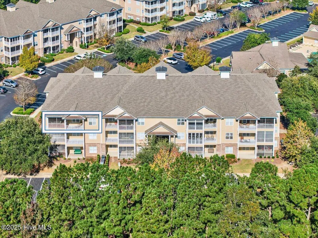 Property Slideshow image 1 of 65 | 221 woodlands way 23, Calabash, NC, 28467
