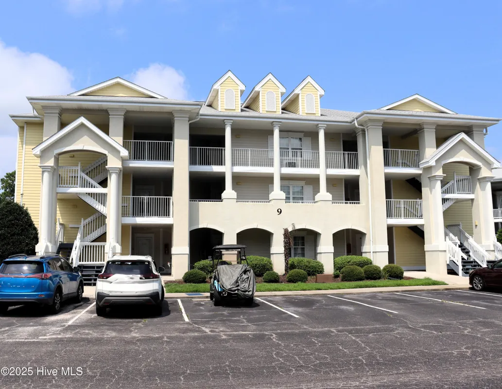 Property Slideshow image 1 of 29 | 330 s middleton dr nw unit 901, Calabash, NC, 28467