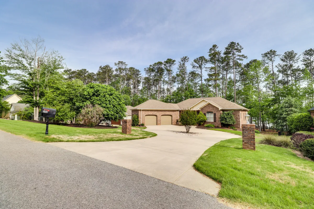 Property Slideshow image 1 of 65 | 148 grandview dr, Mc Cormick, SC, 29835