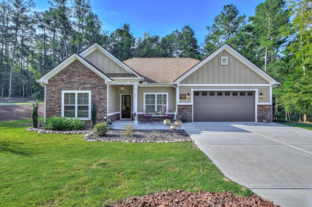 Property Slideshow image 1 of 39 | 104 esmont dr, Mc Cormick, SC, 29835