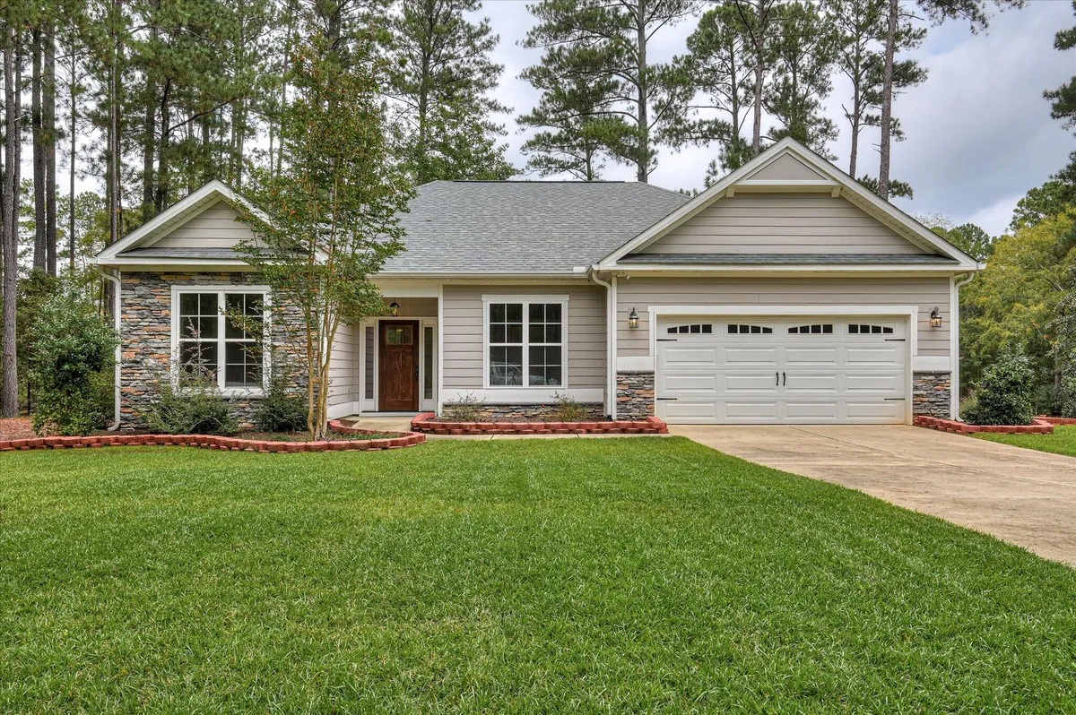 Property Slideshow image 1 of 41 | 215 tara dr, Mc Cormick, SC, 29835