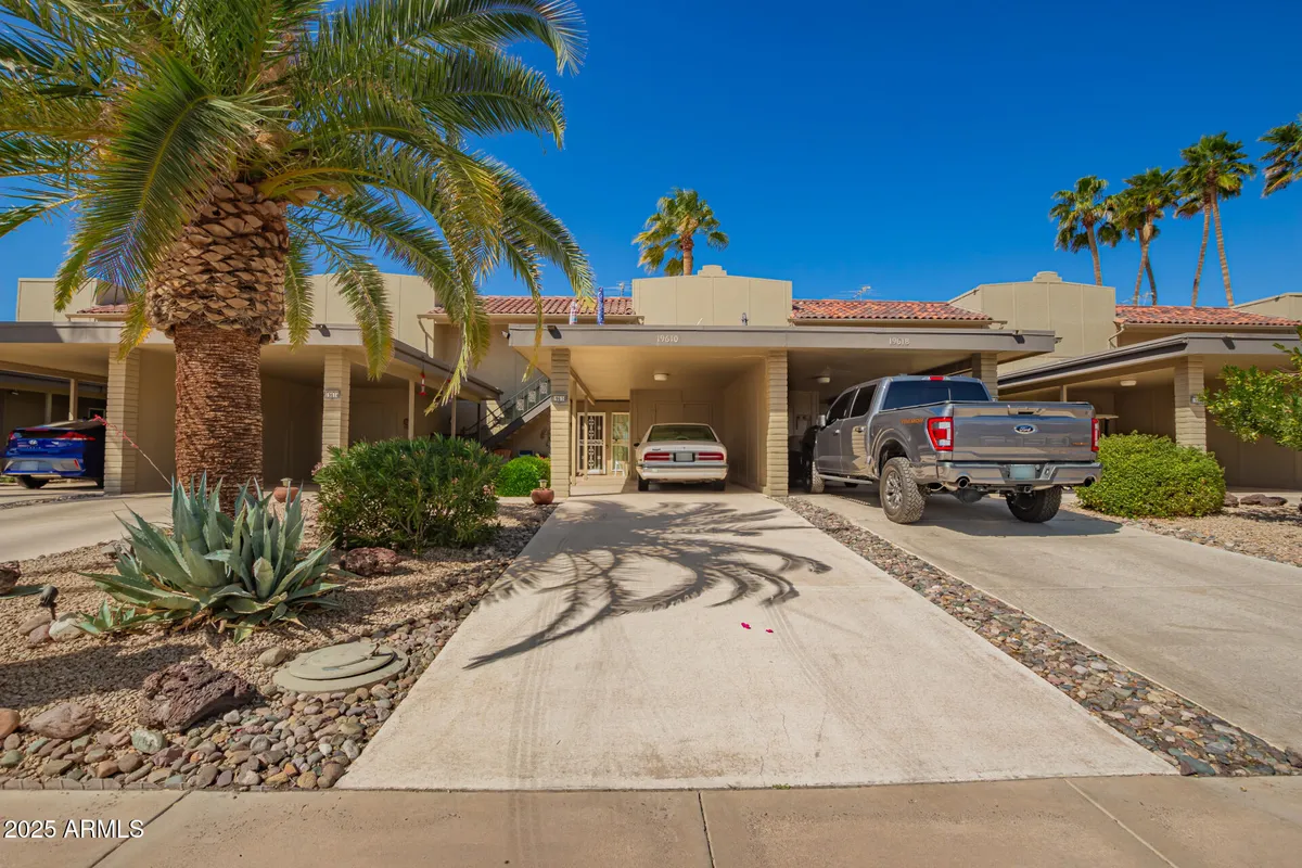 Property Slideshow image 1 of 42 | 19610 n star ridge dr, Sun City West, AZ, 85375