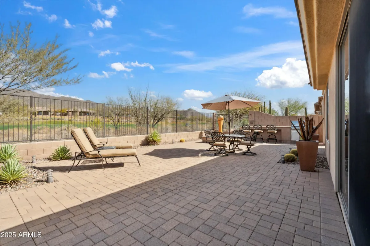 Property Slideshow image 1 of 41 | 2214 w muirfield dr, Anthem, AZ, 85086