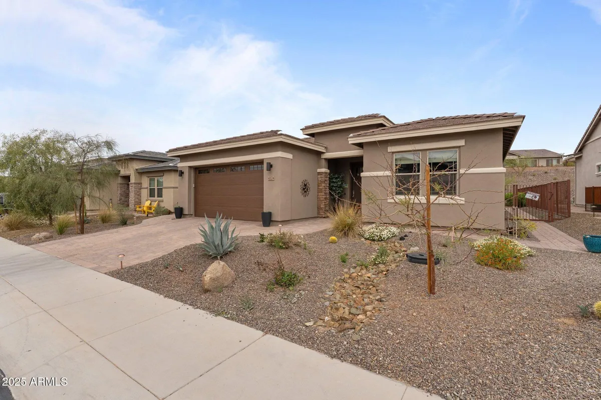 Property Slideshow image 1 of 57 | 4124 copperhead dr, Wickenburg, AZ, 85390