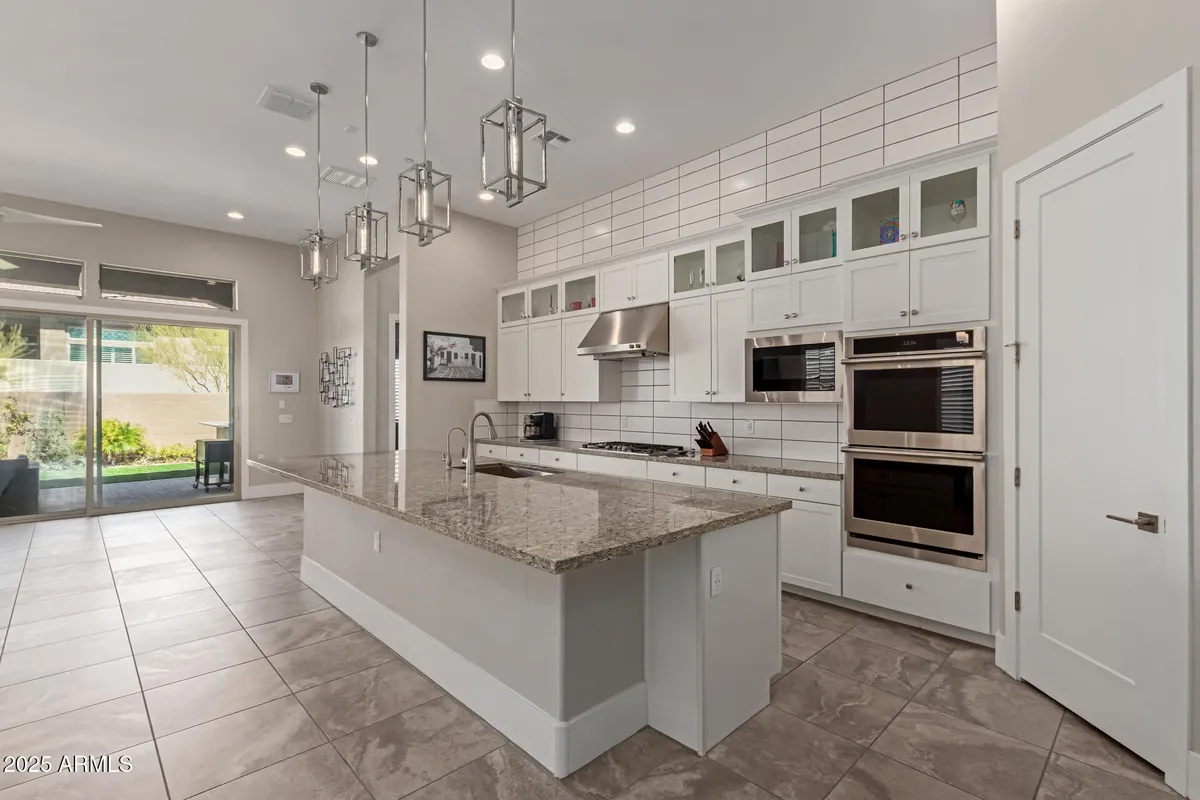 Property Slideshow image 1 of 39 | 7214 e calle primera vis, Scottsdale, AZ, 85266