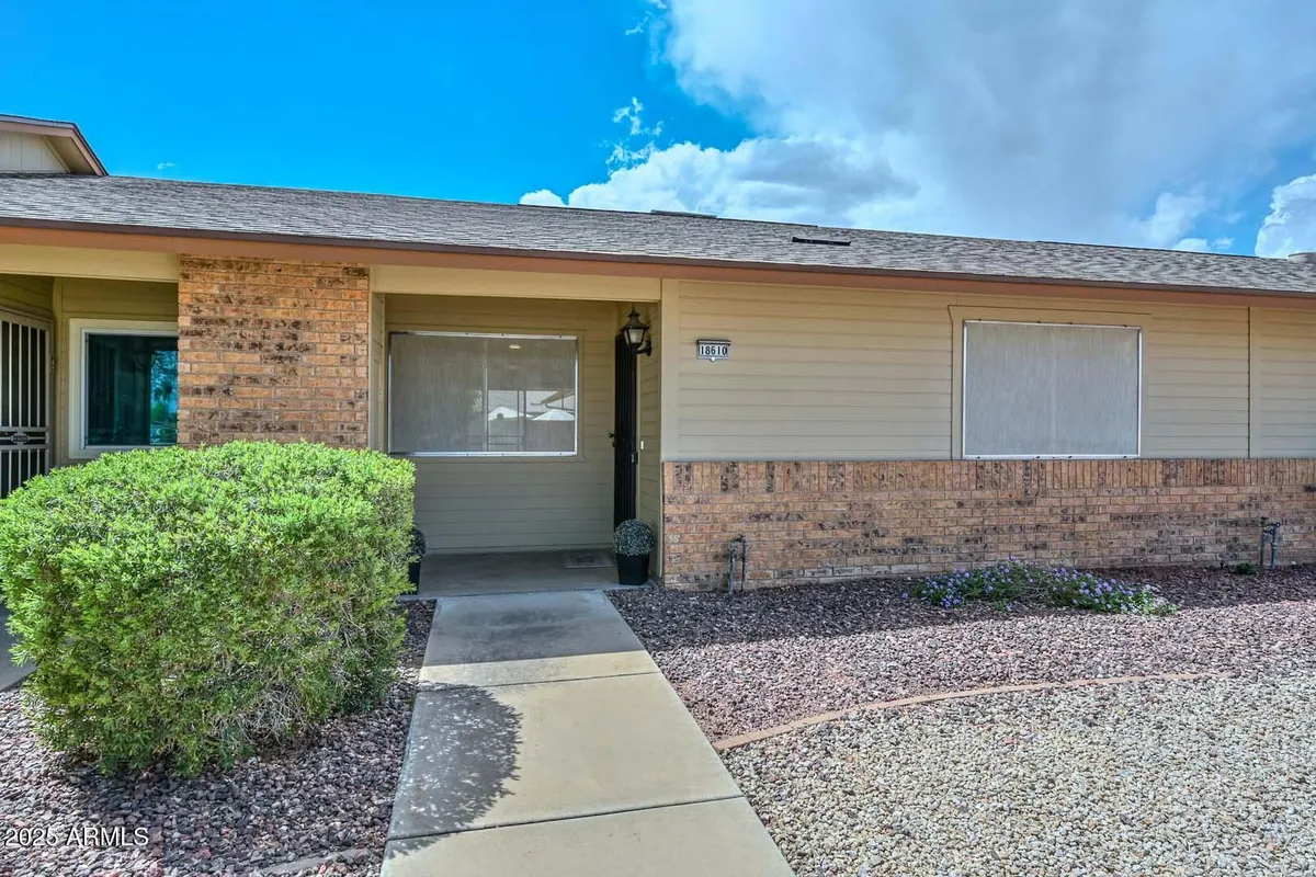 Property Slideshow image 1 of 33 | 18610 n mica dr, Sun City West, AZ, 85375
