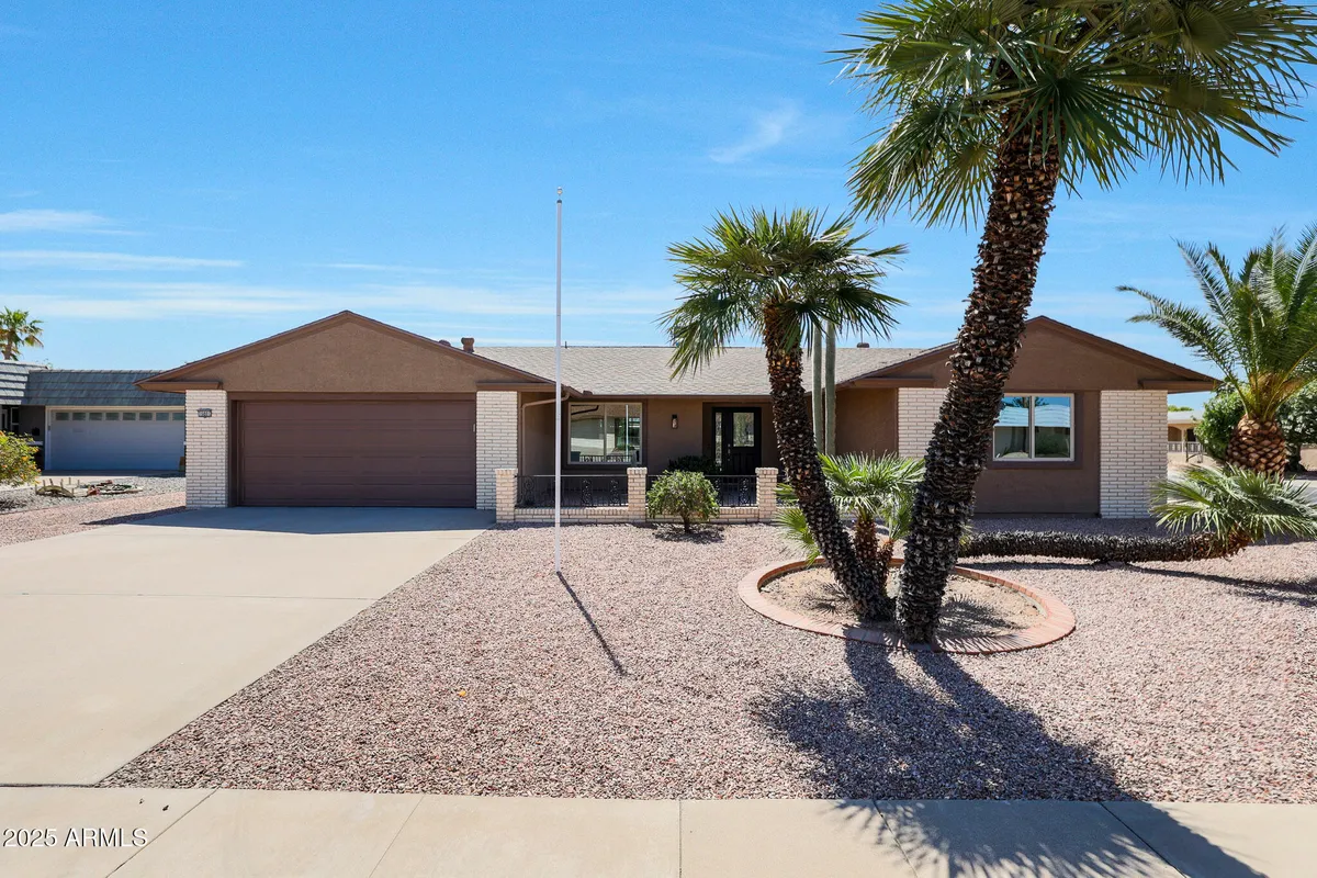 Property Slideshow image 1 of 42 | 16801 n pine valley dr, Sun City, AZ, 85351