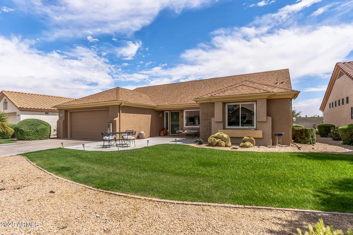 Property Slideshow image 1 of 59 | 14123 w circle ridge dr, Sun City West, AZ, 85375