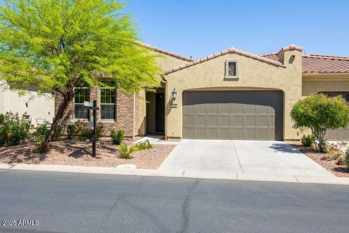 Property Slideshow image 1 of 53 | 3969 n 163rd ln, Goodyear, AZ, 85395