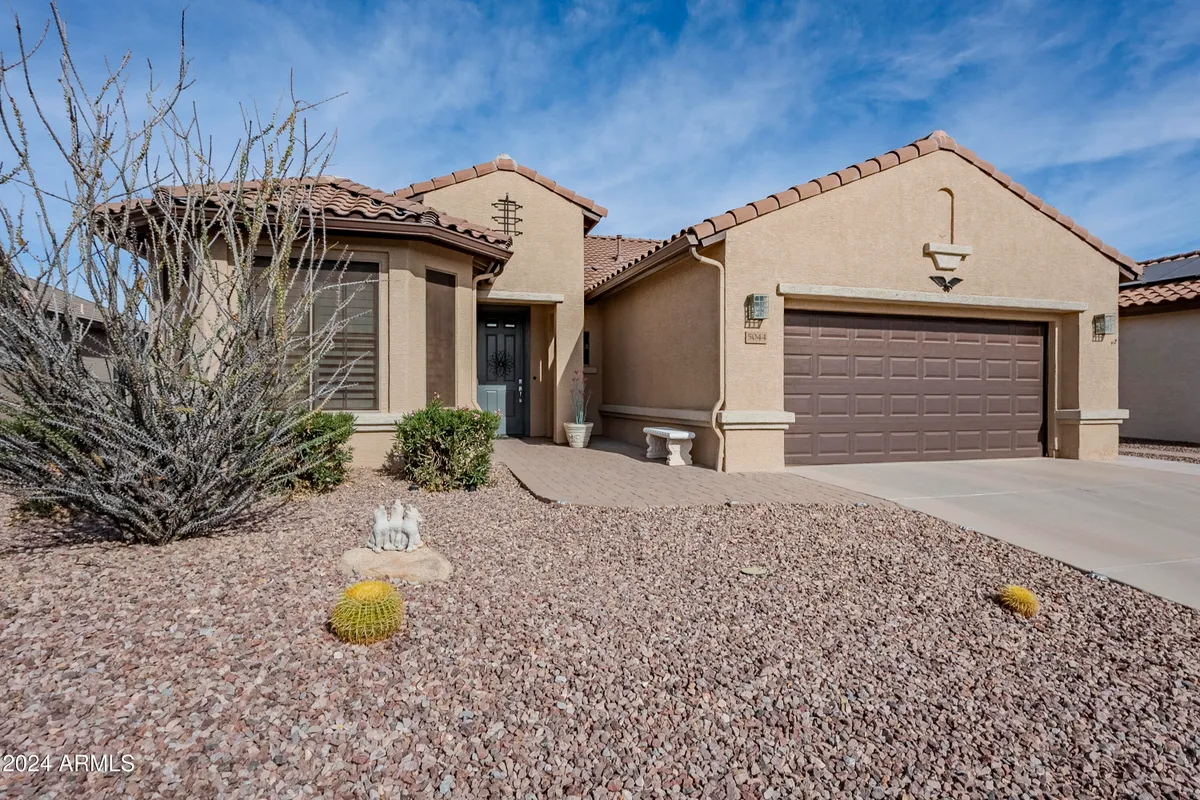 Property Slideshow image 1 of 50 | 5044 w buckskin dr, Eloy, AZ, 85131