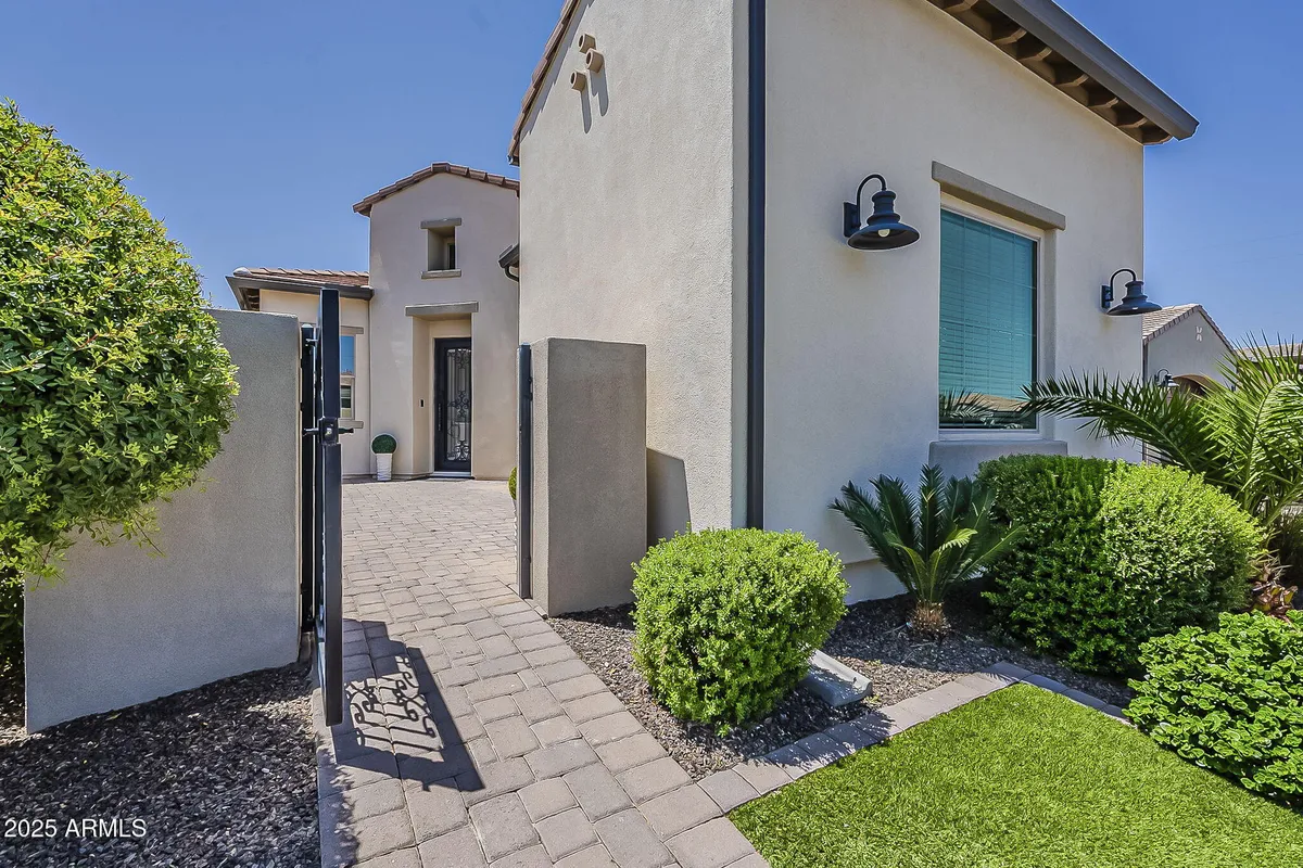 Property Slideshow image 1 of 66 | 199 e tangerine path, Queen Creek, AZ, 85140
