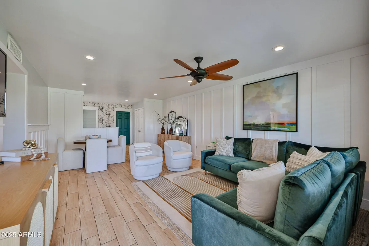 Property Slideshow image 1 of 43 | 13417 n 111th ave, Sun City, AZ, 85351