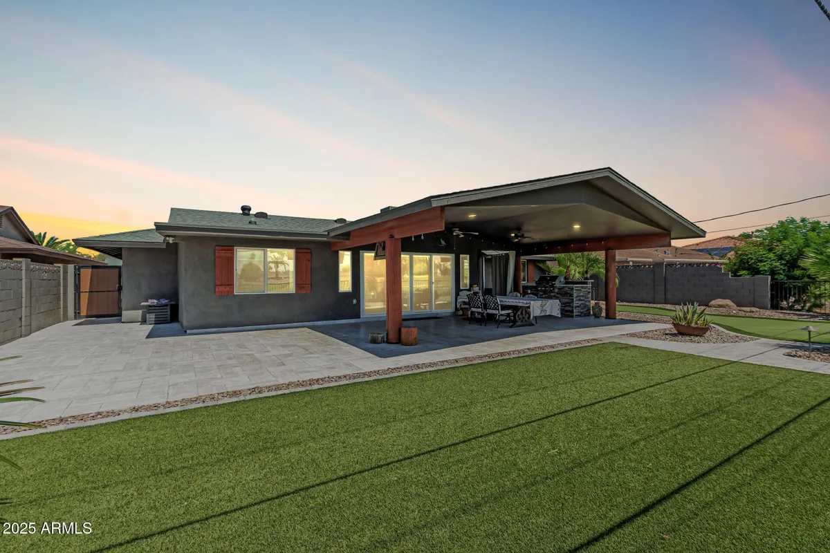 Property Slideshow image 1 of 41 | 10235 w desert hills dr, Sun City, AZ, 85351