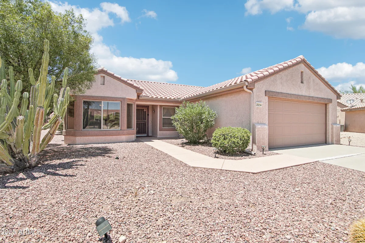 Property Slideshow image 1 of 30 | 20234 n mariposa way, Surprise, AZ, 85374