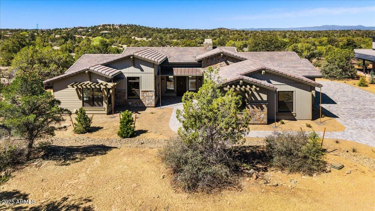 Property Slideshow image 1 of 44 | 14440 n sandia ln, Prescott, AZ, 86305