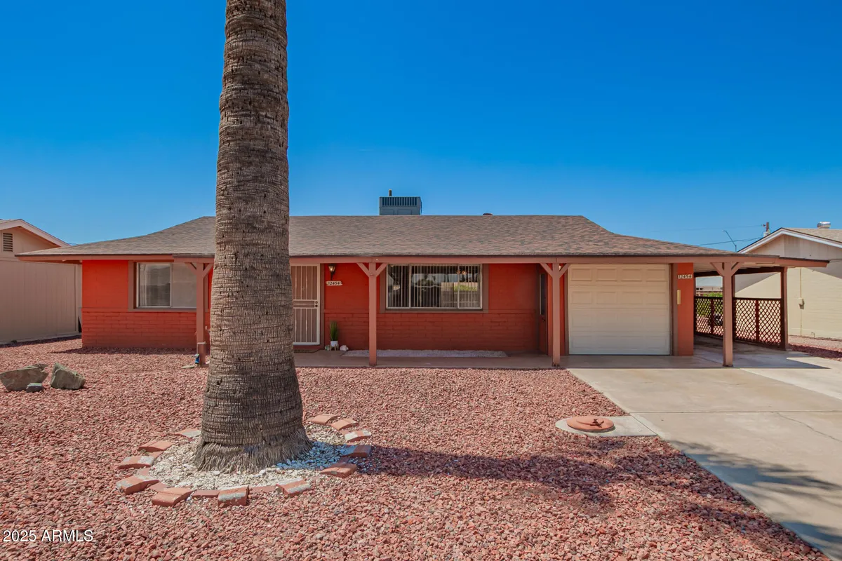 Property Slideshow image 1 of 24 | 12454 n cherry hills dr, Sun City, AZ, 85351
