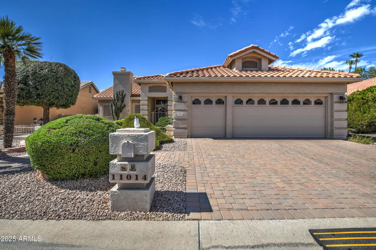 Property Slideshow image 1 of 48 | 11014 e flintlock ct, Sun Lakes, AZ, 85248