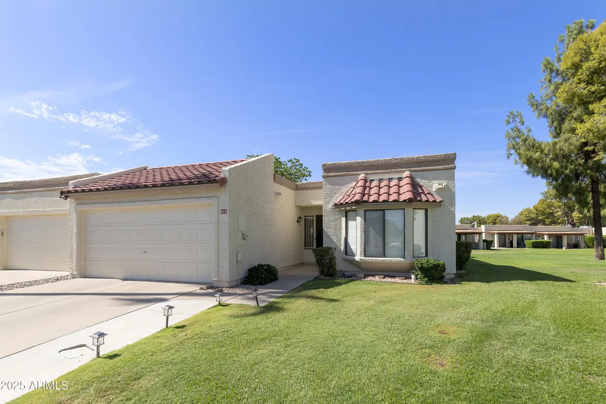 Property Slideshow image 1 of 43 | 652 s saguaro way, Mesa, AZ, 85208