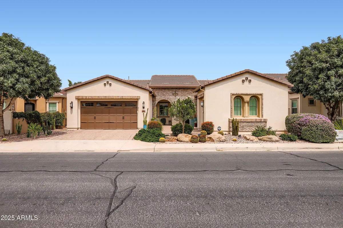 Property Slideshow image 1 of 33 | 198 e orange blossom path, San Tan Valley, AZ, 85140