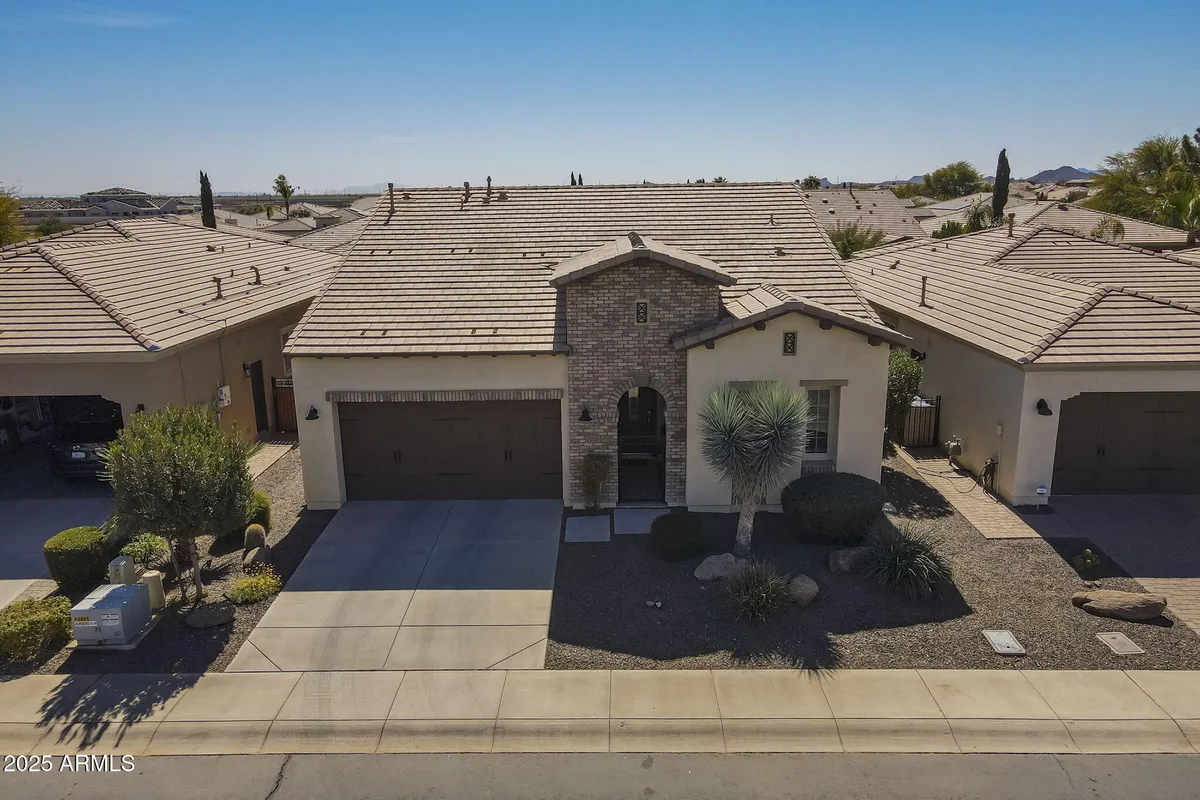Property Slideshow image 1 of 38 | 1775 e tangelo pl, Queen Creek, AZ, 85140