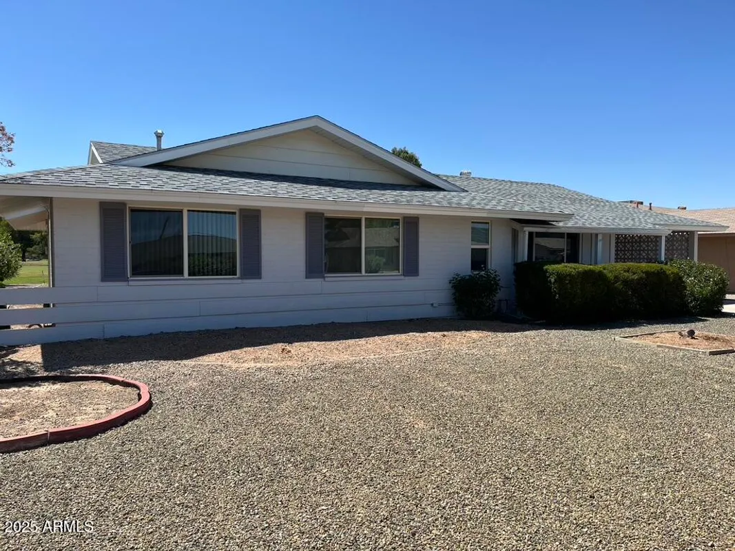 Property Slideshow image 1 of 28 | 10419 w snead dr, Sun City, AZ, 85351