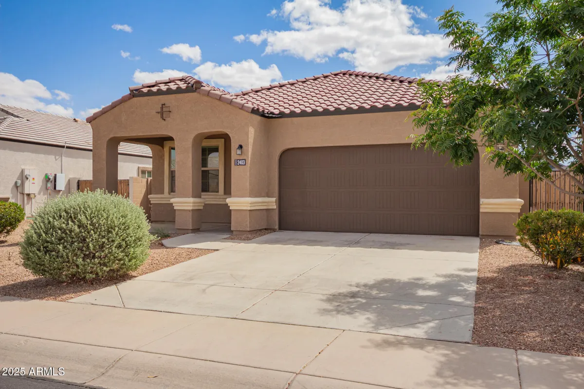 Property Slideshow image 1 of 37 | 2403 e alida trl, Casa Grande, AZ, 85194