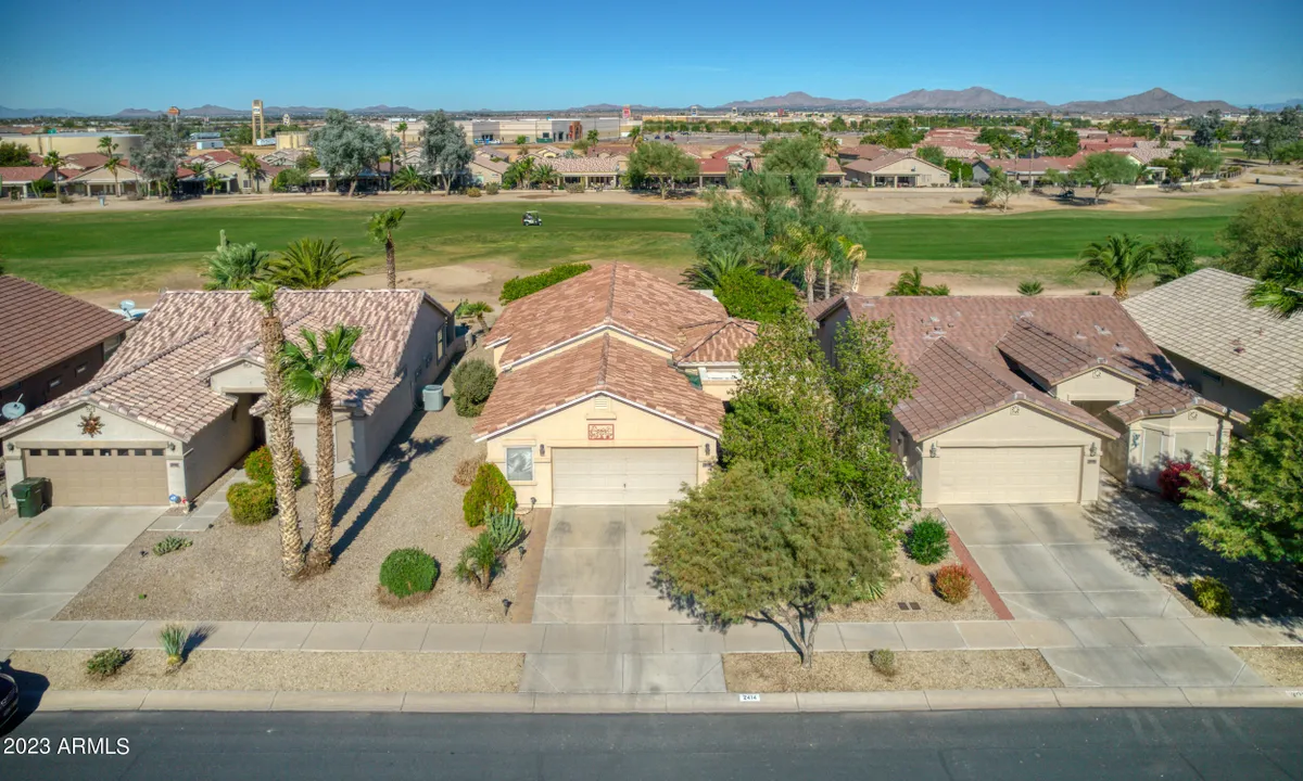 Property Slideshow image 1 of 39 | 2414 e antigua dr, Casa Grande, AZ, 85194