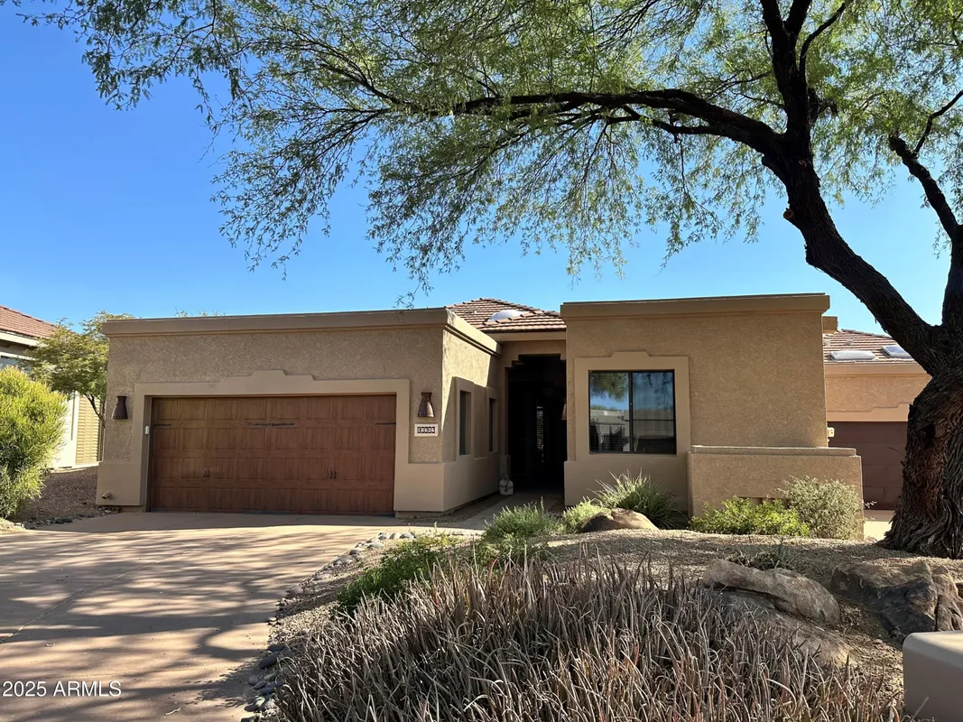Property Slideshow image 1 of 19 | 18626 e amarado cir, Rio Verde, AZ, 85263
