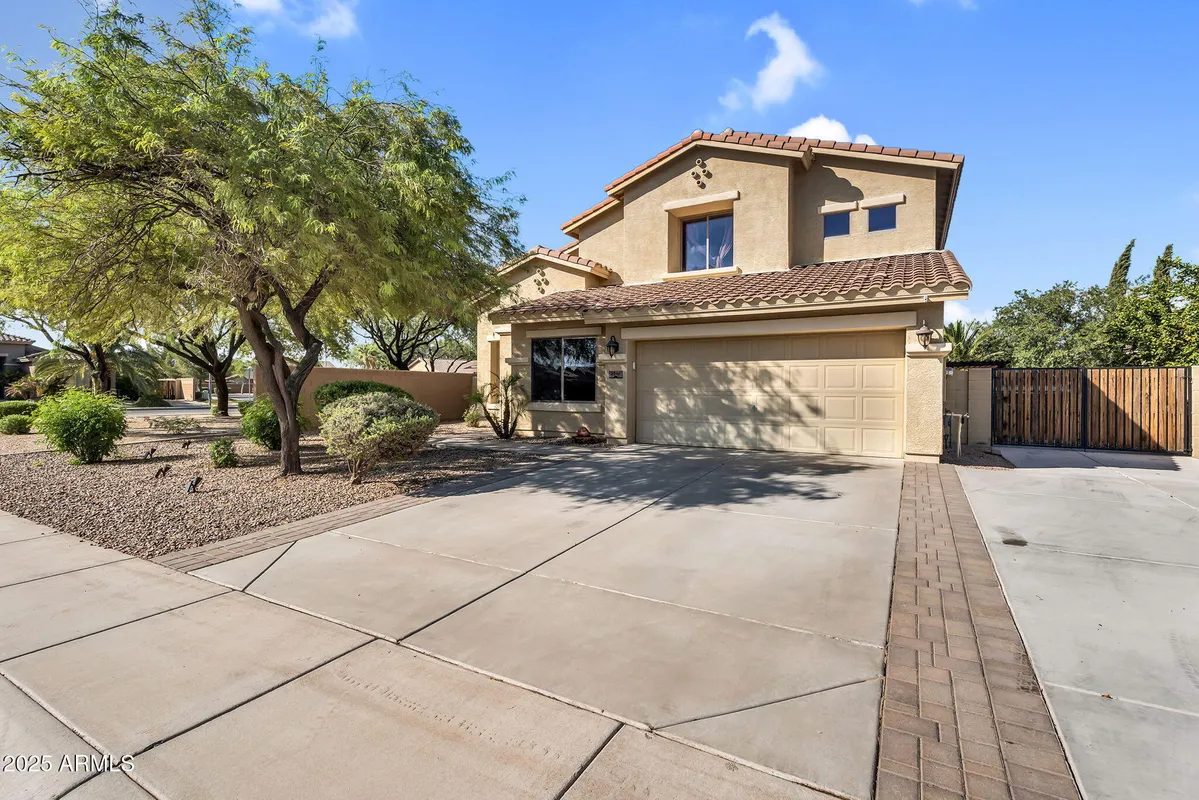 Property Slideshow image 1 of 63 | 2546 e san rafael trl, Casa Grande, AZ, 85194
